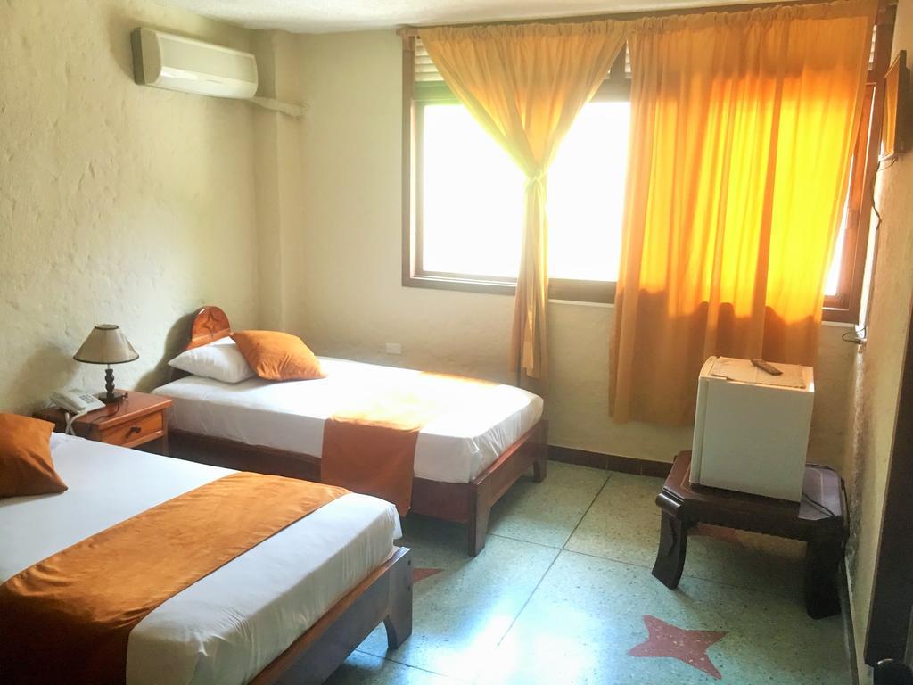 Hostal Estrella de Mar Puerto Ayora  Habitación foto