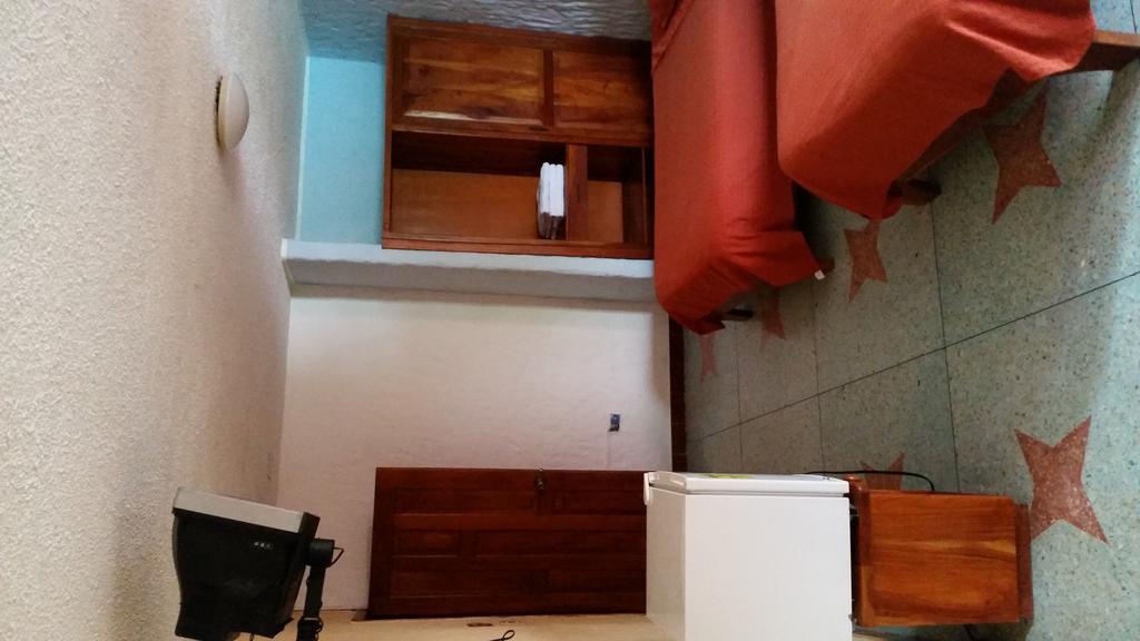 Hostal Estrella de Mar Puerto Ayora  Habitación foto