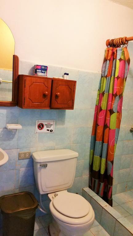 Hostal Estrella de Mar Puerto Ayora  Habitación foto
