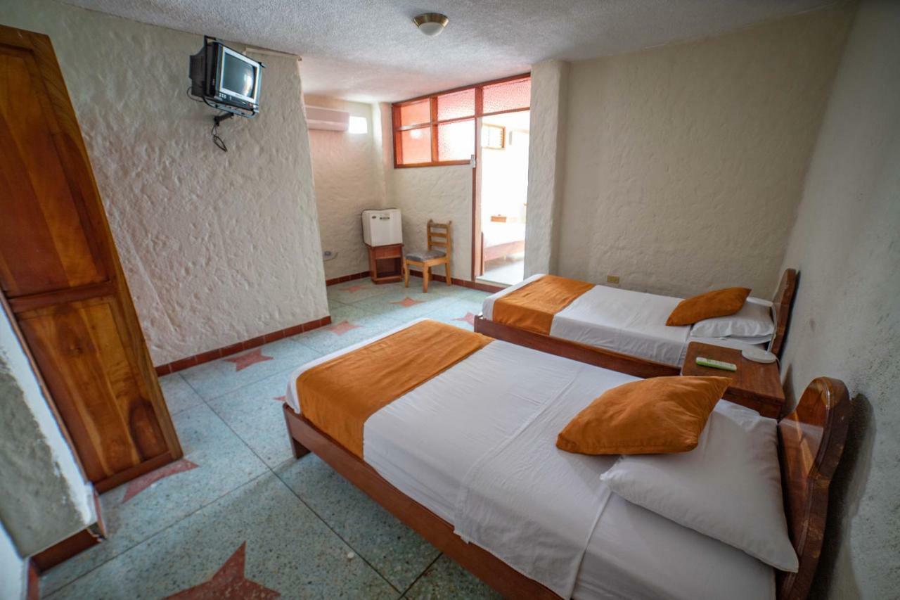 Hostal Estrella de Mar Puerto Ayora  Exterior foto
