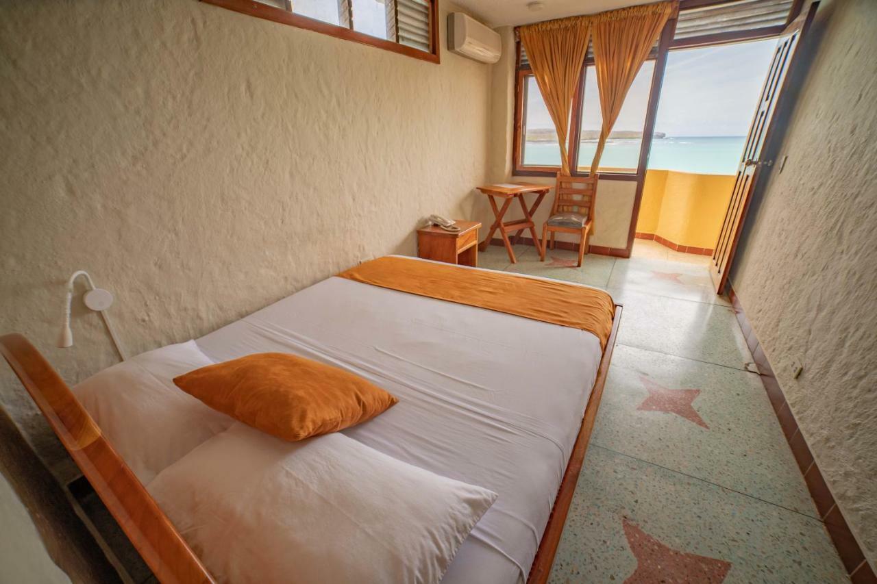 Hostal Estrella de Mar Puerto Ayora  Exterior foto